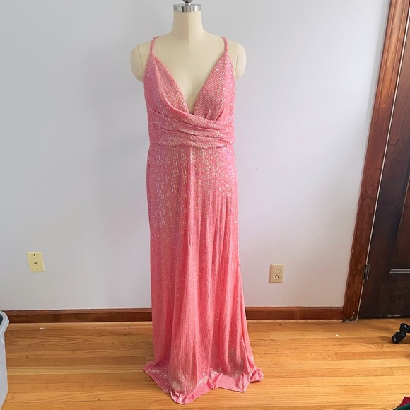 Mac Duggal Sequined Draped V Neck Gown- Pink- Size 16- NWT - Picture 4 of 11